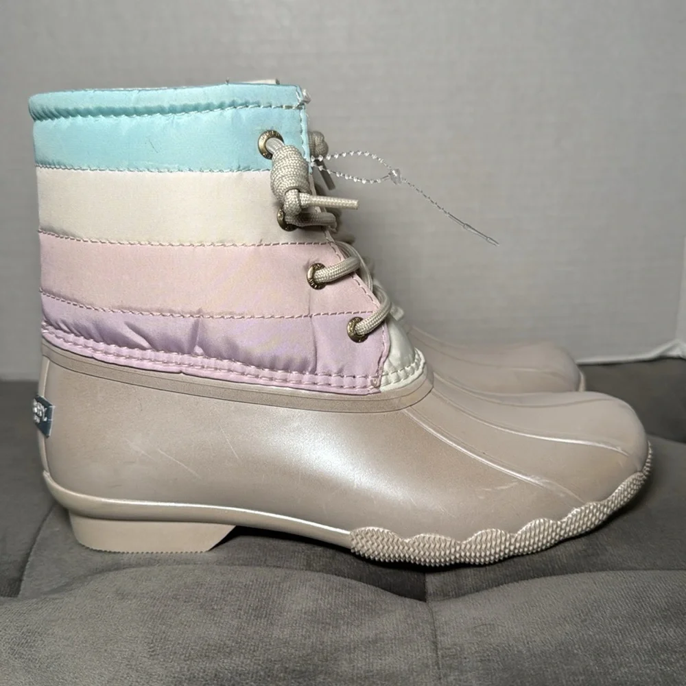 New Sperry Kid’s Saltwater Ankle Boot Duck Boot Iridescent Pastel Size 3 & 6